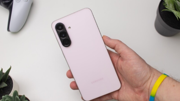 مراجعة هاتف Samsung Galaxy A56 – مميزات وعيوب سامسونج جلاكسي A56