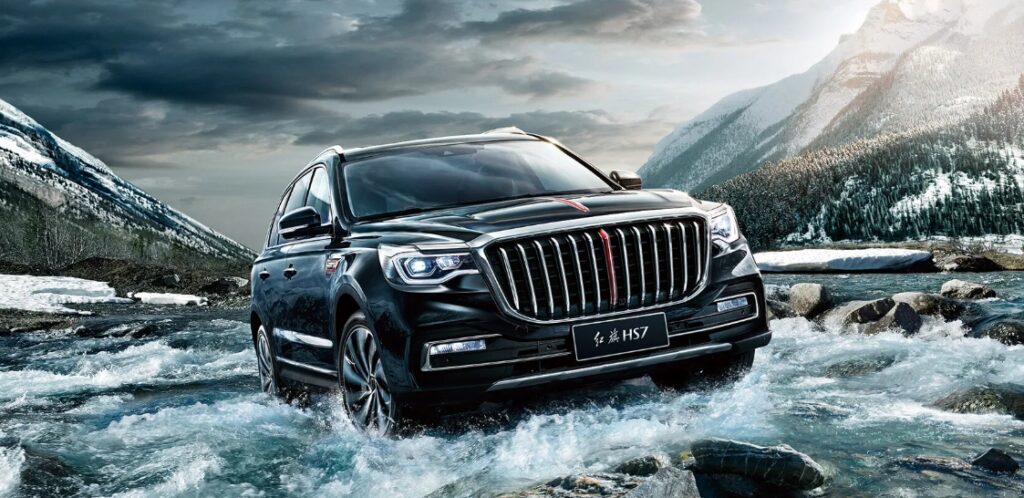 نظرة أولى على سيارة الكروس أوفر الرائدة Hongqi HS7